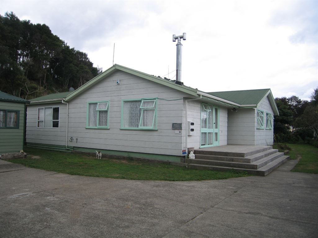 19 Mckenzie Street, Taneatua, Whakatane, 4部屋, 1バスルーム