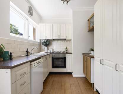 1/8 Hartington Street, Kew, VIC 3101, 2 Bedrooms, 1 Bathrooms, Apartment