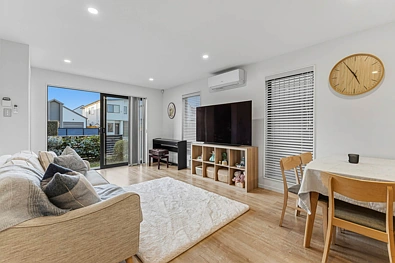 Takanini 3chambre Standalone - Kauri Flat School Zone !! Must Sell !