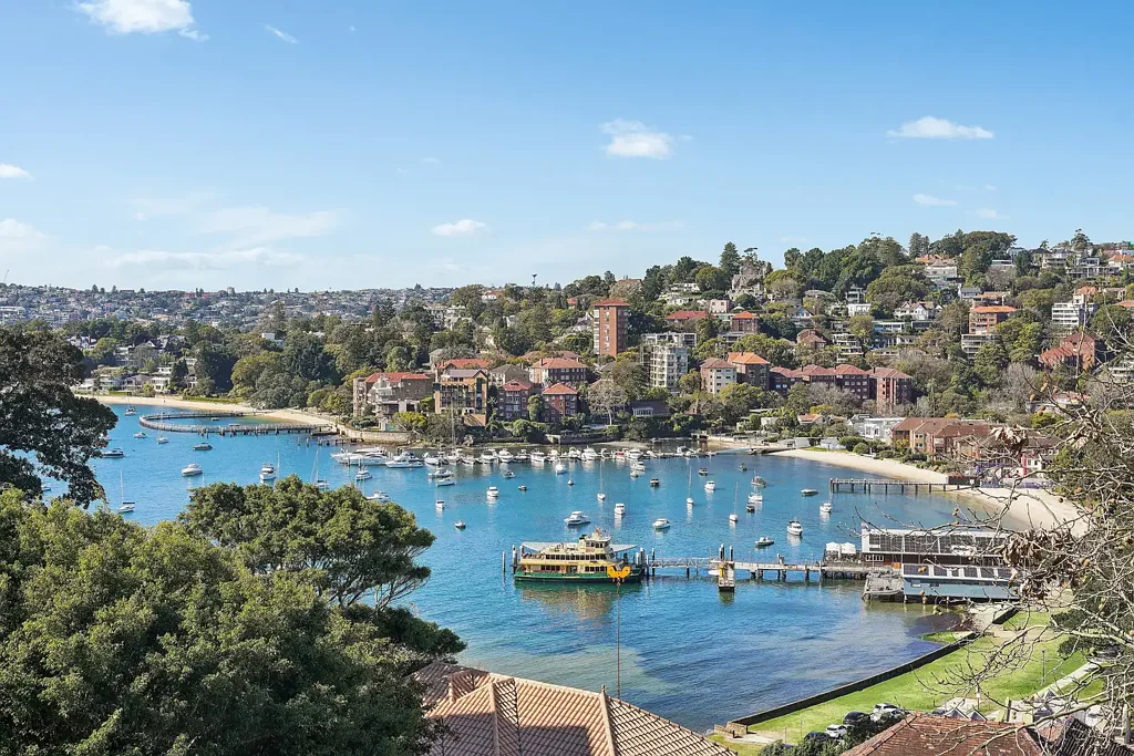 Darling Point 3房 Darling Point 尊享生活，坐拥令人惊叹的海港美景 Darling Point Living with Showstopping Harbour Views