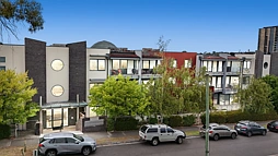 7/2-4 Blair Road, Glen Waverley