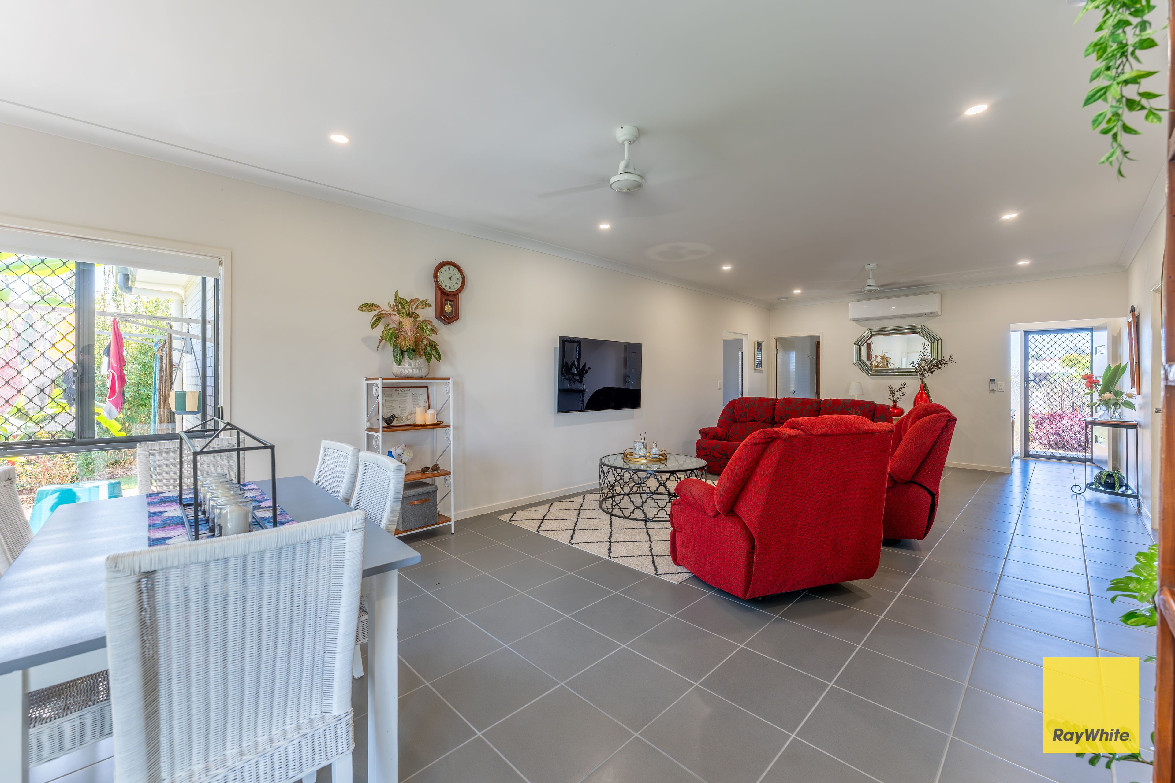 7 PEGGY DR, CORAL COVE QLD 4670, 0 Bedrooms, 0 Bathrooms, House