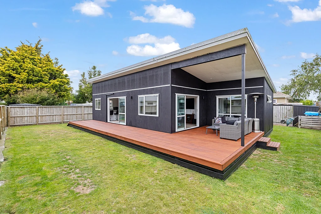 Matamata 3Kwarto Easy care, sun filled, move in ready!