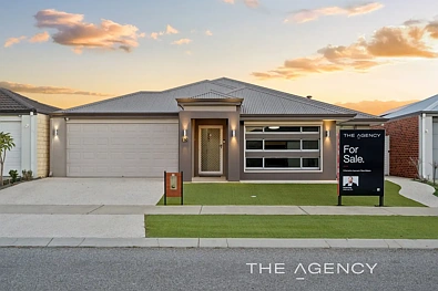 Piara Waters 4 Bedroom Supersized & Stunning