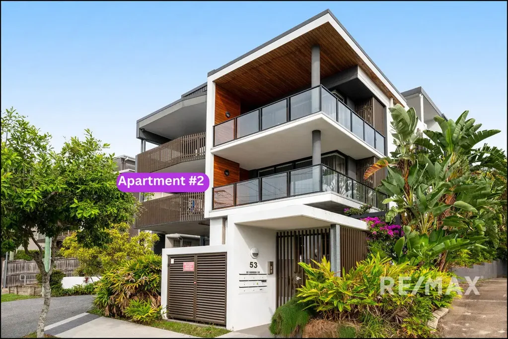 Stones Corner 2房 朝北公寓，坐拥城市景观 North Facing Apartment with City Views