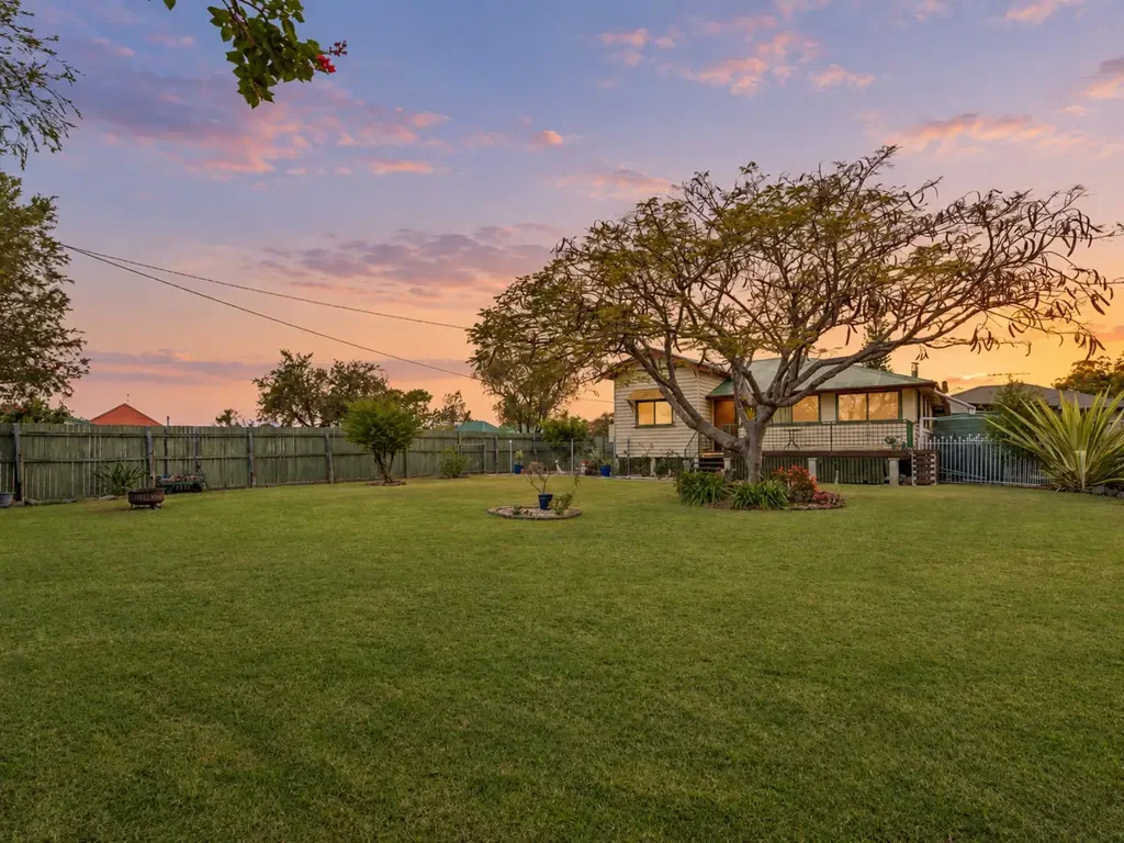 Laidley 3બેડરૂમ Charming Cottage Living on a Generous Corner Block