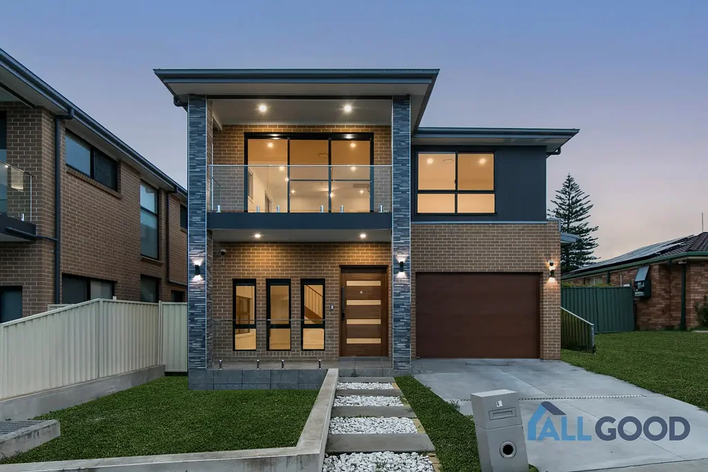 Pendle Hill 4Moenga Near-New 2-Year-Old Luxury Home with Solar Battery Installed