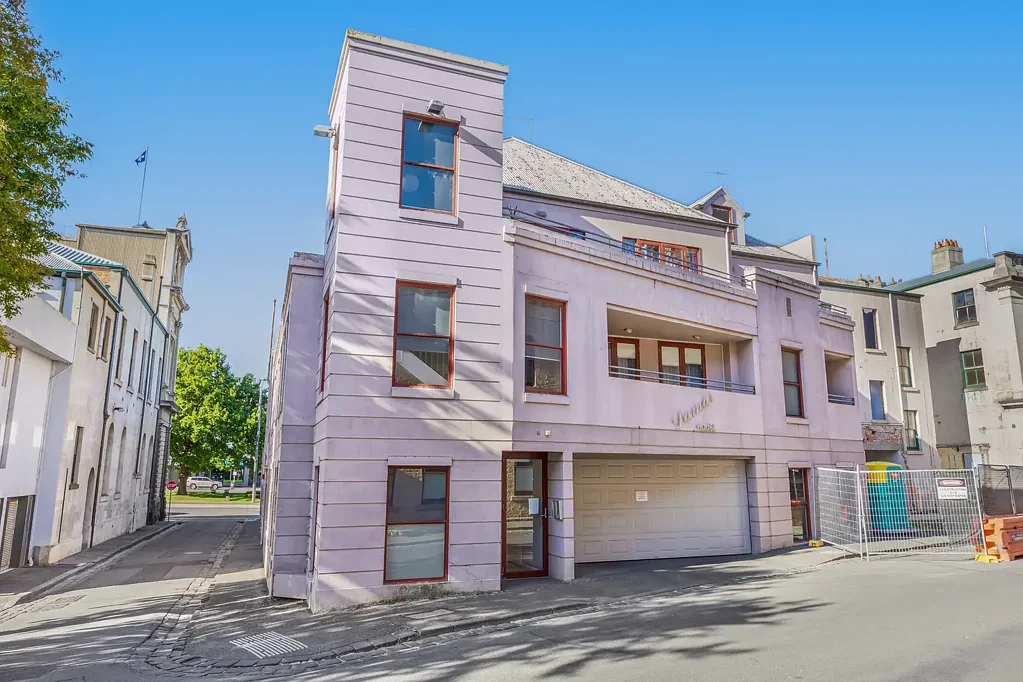 Ballarat Central 3Moenga Absolute Inner City Living