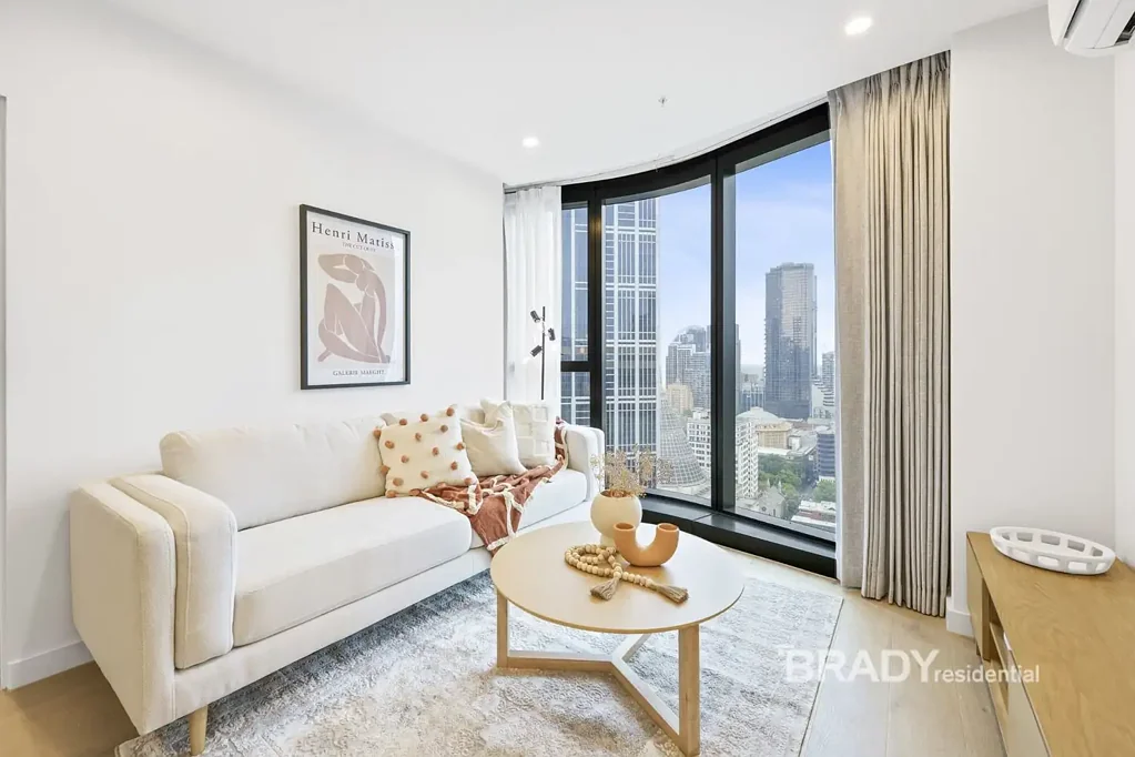 LUXURIOUS, CHIC, FURNISHED APARTMENT IN THE POPULAR 380 MELBOURNE COMPLEX!