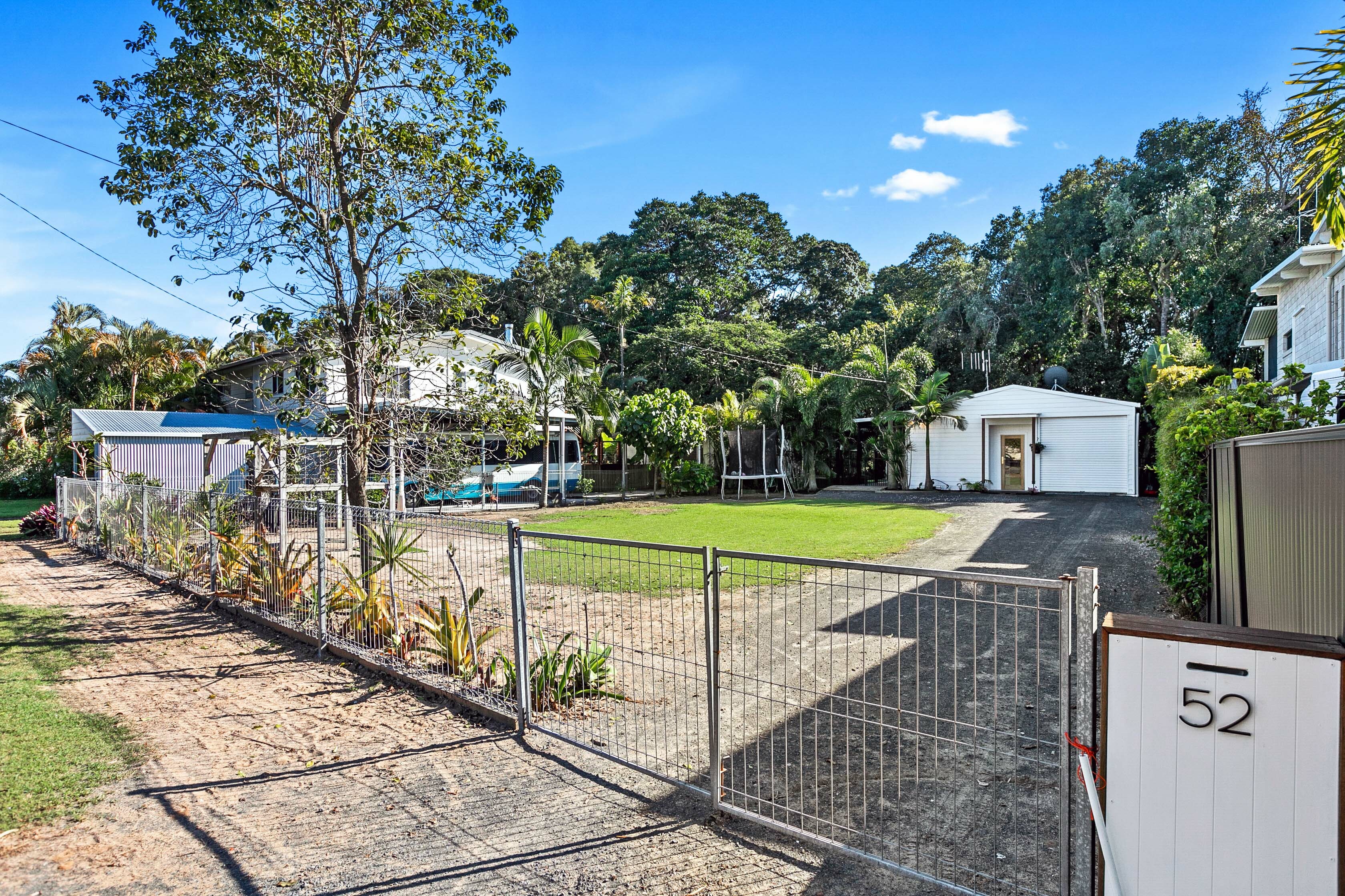 52 SHELLCOT ST, TOOGOOM QLD 4655, 0房, 0浴, House