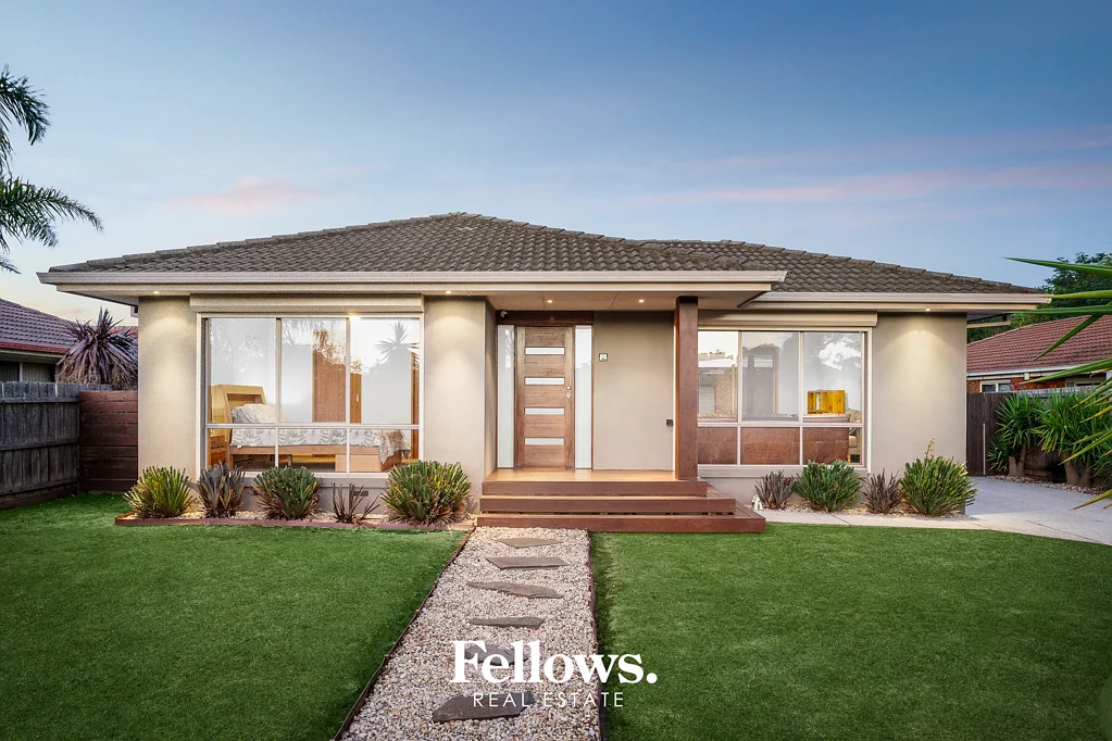 32 Howey Road, Pakenham, VIC 3810