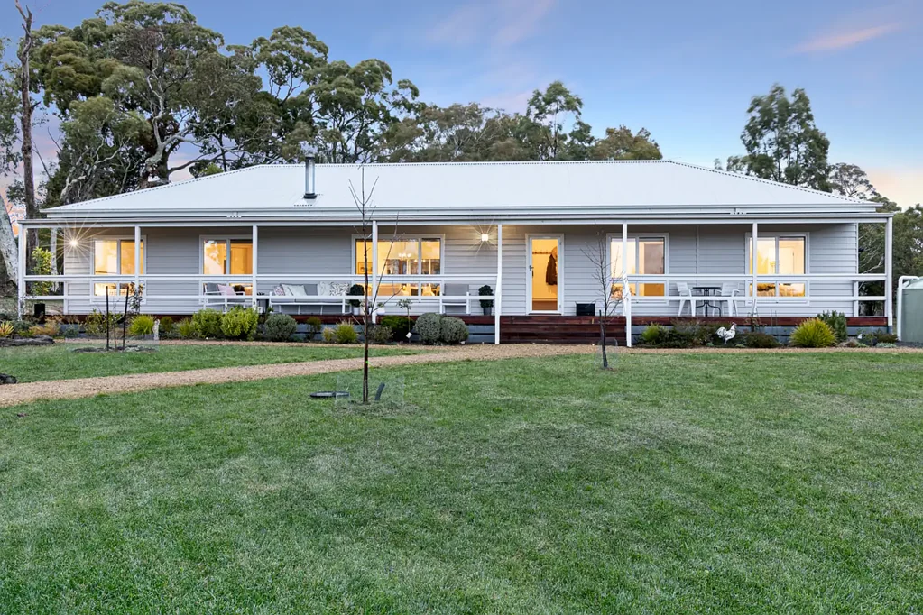 90 Old Shirley Road, Beaufort, VIC 3373