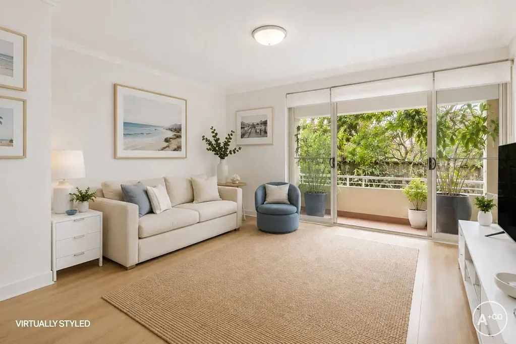 Spacious Beachside Apartment with Expansive Courtyard Just 250m to Coogee Beach