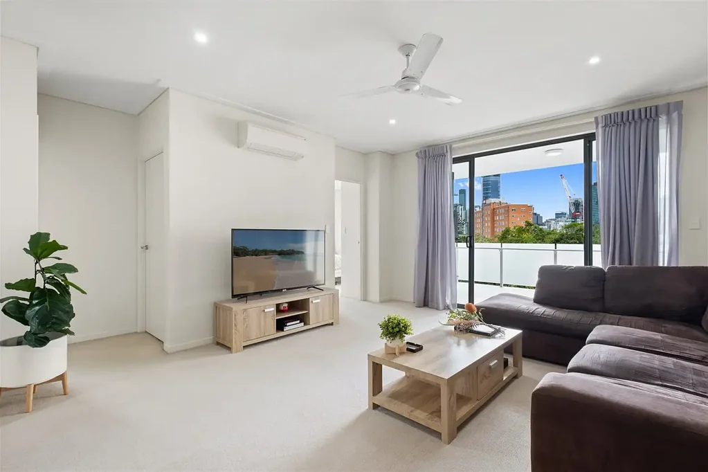 301/85 O'Connell Street, Kangaroo Point, QLD 4169