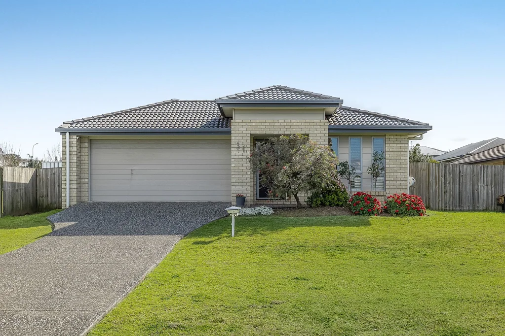 31 Kearney Street, Kearneys Spring, QLD 4350