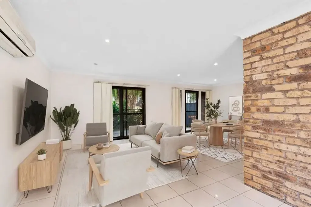 67 Bedivere Street, Carindale, QLD 4152