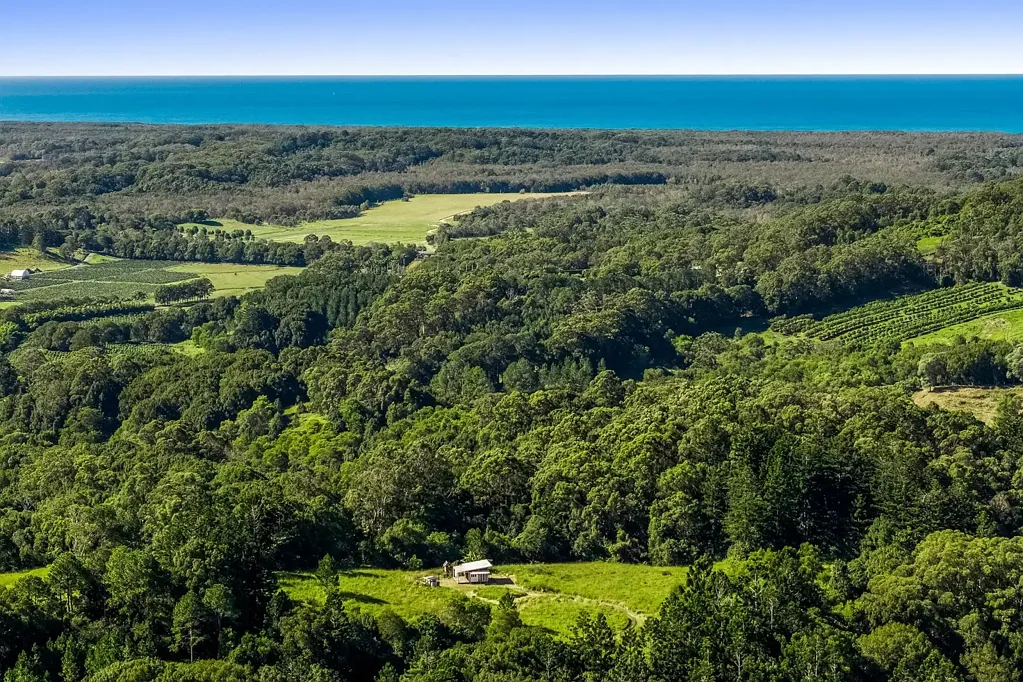 Middle Pocket 2房  Spectacular Hinterland Acreage with Exceptional Building Potential