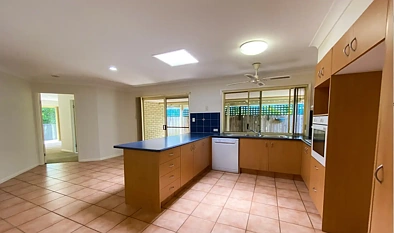ਰਸੋਈ - 2/100 Cootharaba Drive, Helensvale, QLD 4212