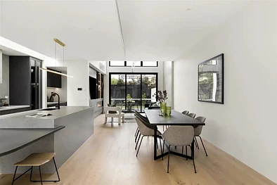 Hampton 4Habitaciones "Stunning Townhouse in Charming Hampton: Your Dream Home Awaits!"