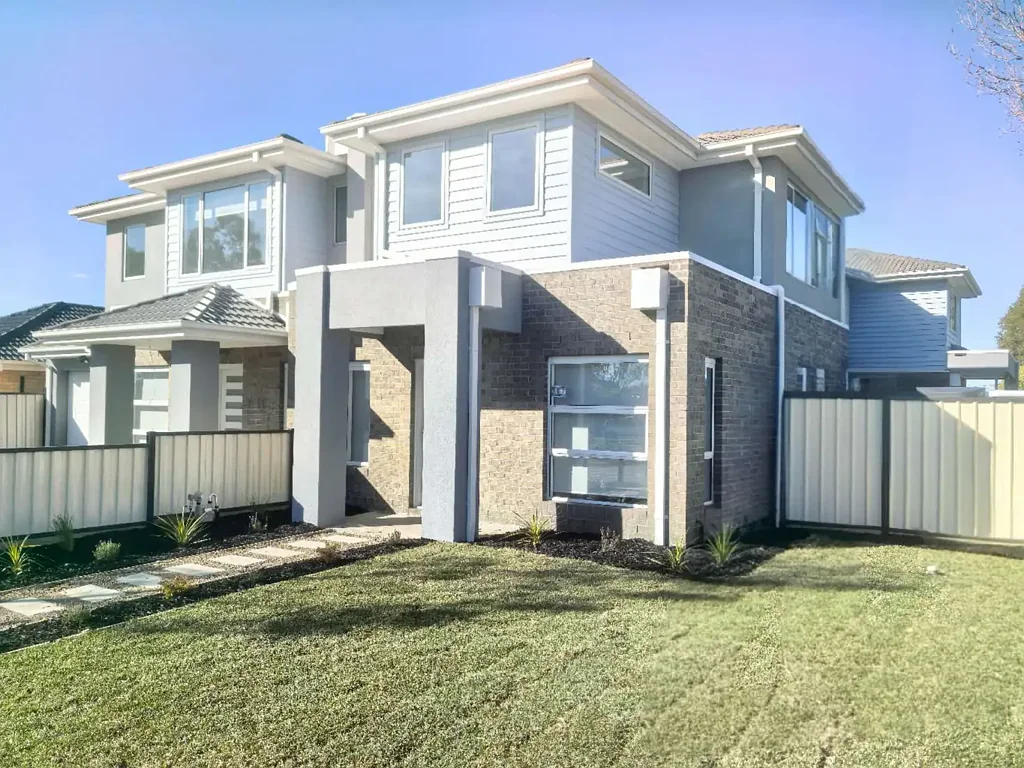 Brand New Townhouses, Embark on Your Journey to Luxury Living in Craigieburn!