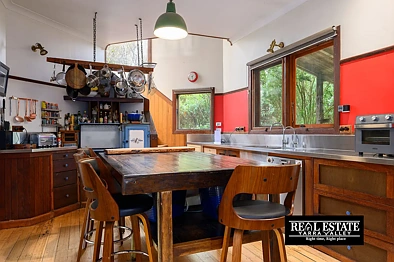 117 Spraggs Road, Toolangi, VIC 3777, 6 slaapkamers, 2 badkamers, House