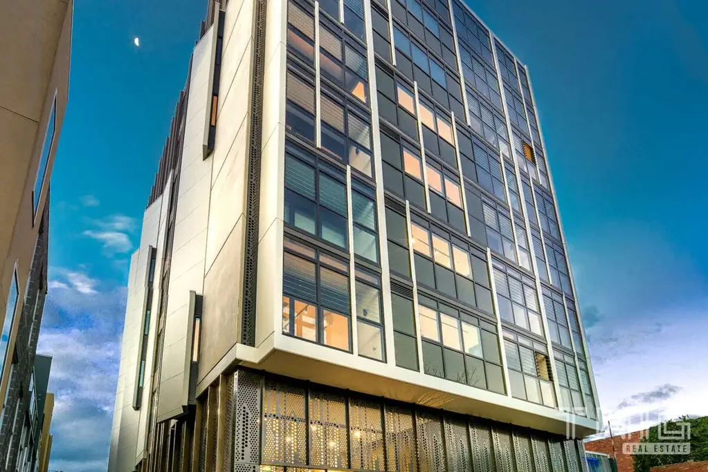 Richmond 2Moenga Boutique City-Fringe Living at 'Green-Edge'