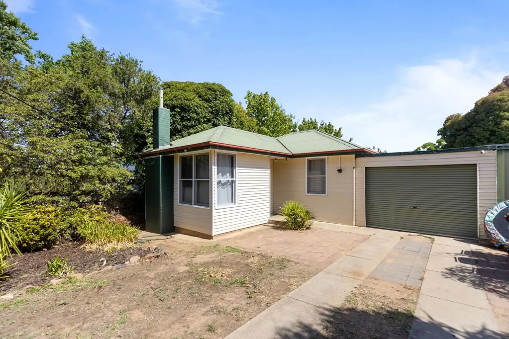 8 James Street, Kooringal, NSW 2650