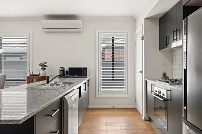 9 EAGLEHAWK BVD, EYNESBURY VIC 3338, 3 침실, 2 욕실, House