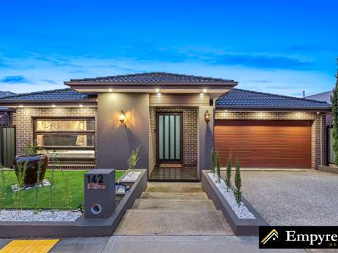 Craigieburn 4 Bedroom Architectural Brilliance in Aston Estate - 142 Elevation Boulevard, Craigieburn