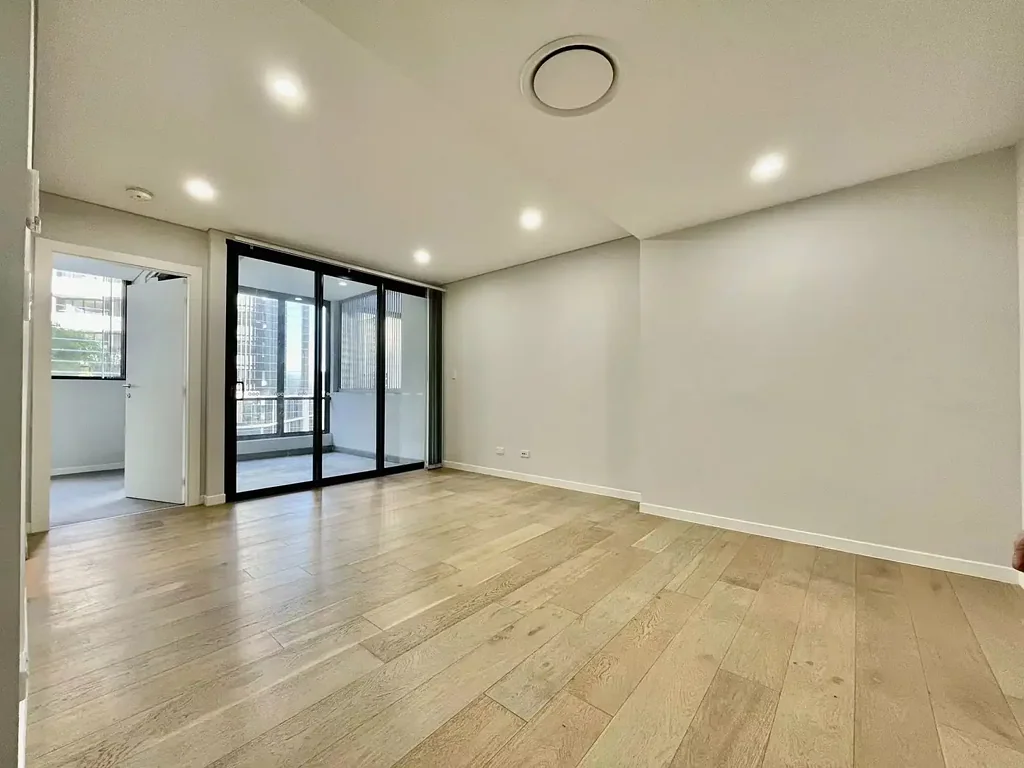 Modern one-bedroom apartment