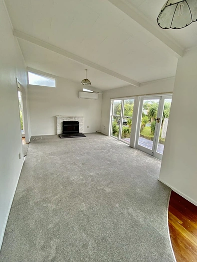 15 Swinburne street, Blockhouse Bay, Auckland
