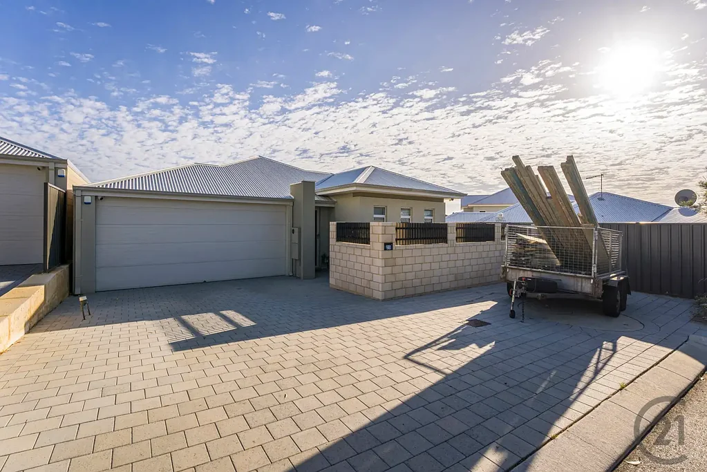 35 Waardong Court, Halls Head, WA 6210