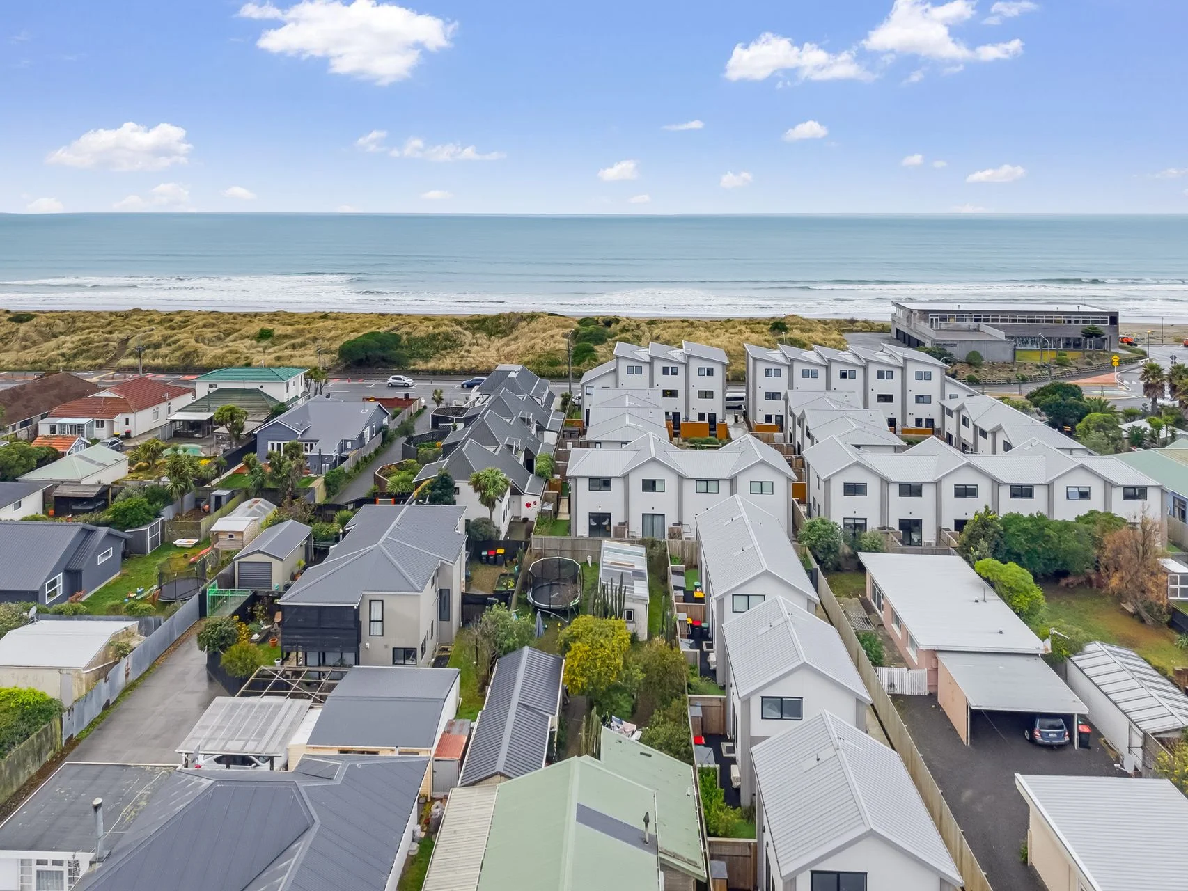 New Brighton 1Phòng ngủ Sleek Coastal Living on Marine Parade