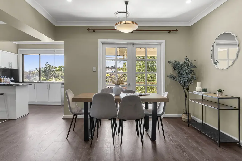 Bella Vista 4Phòng ngủ Versatile Family Living in the Matthew Pearce Catchment