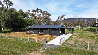 Elmhurst 3房  Brand-New Country Living with Stunning Mount Cole Views