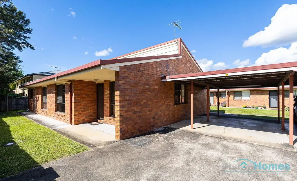 CHARMING GROUND FLOOR UNIT