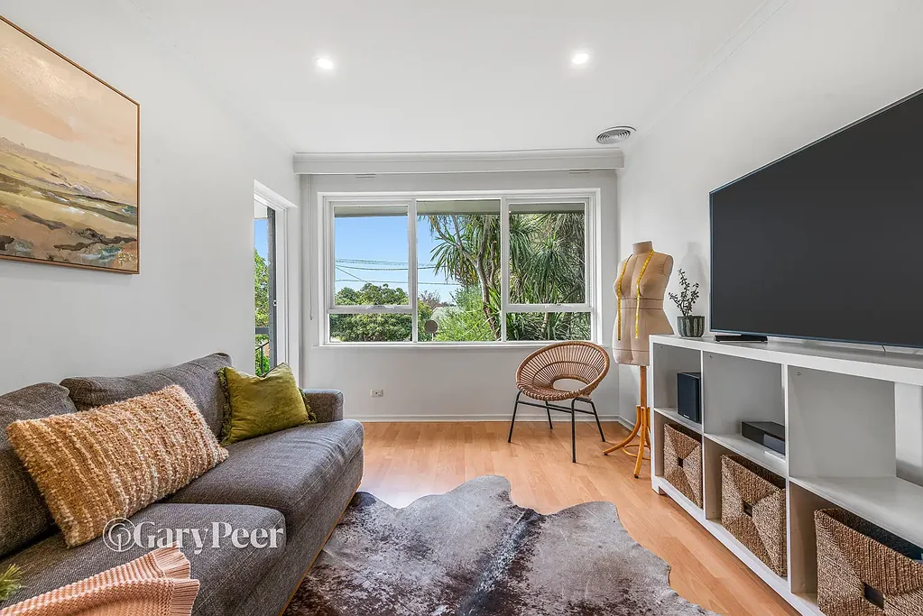 Carnegie 2બેડરૂમ Spacious light filled retreat with leafy outlook