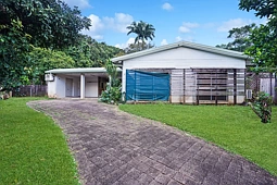 11 Rogers Close, Whitfield