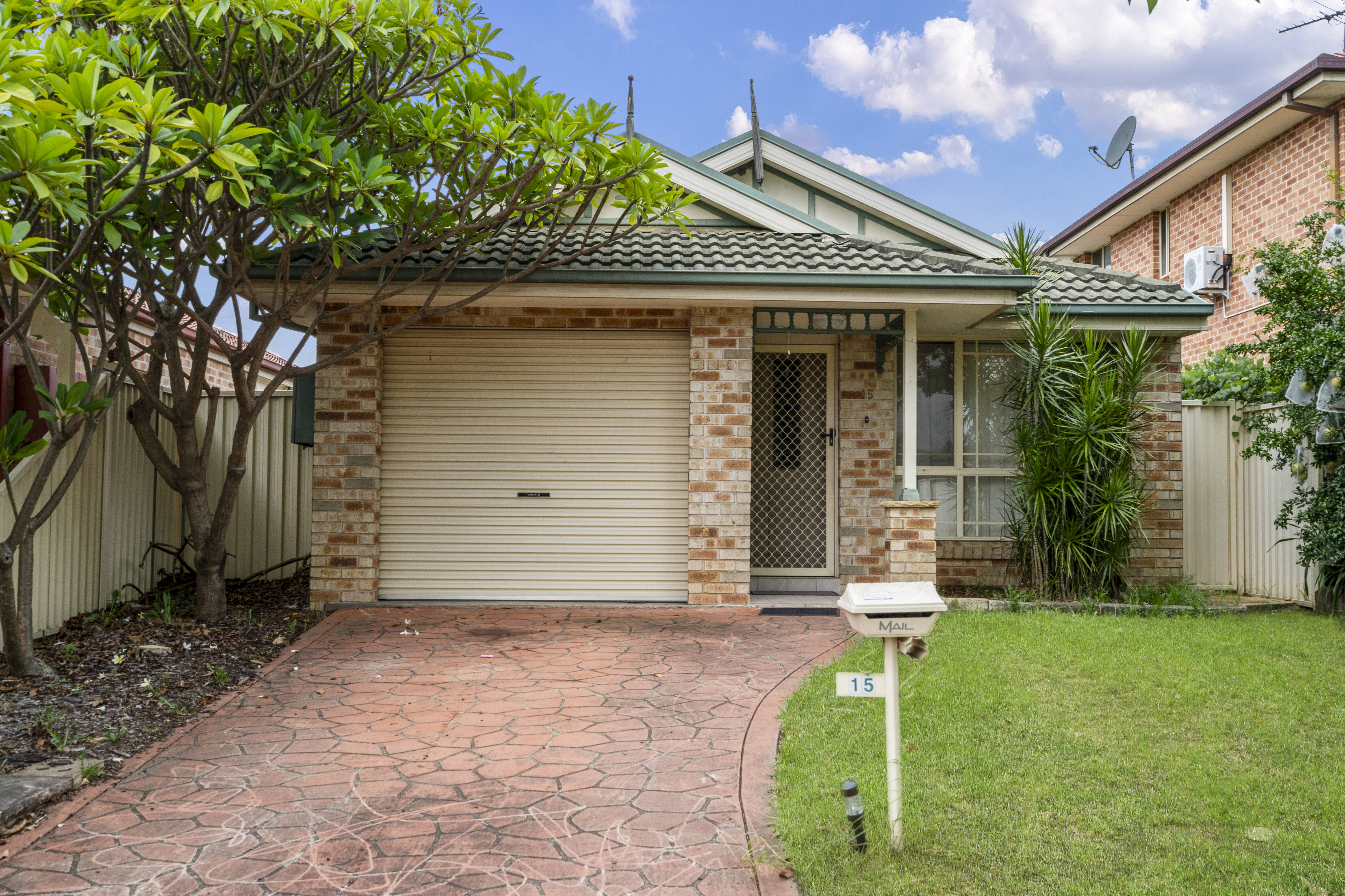 15 GLEN INNES RD, HINCHINBROOK NSW 2168, 0 ห้องนอน, 0 ห้องน้ำ, House