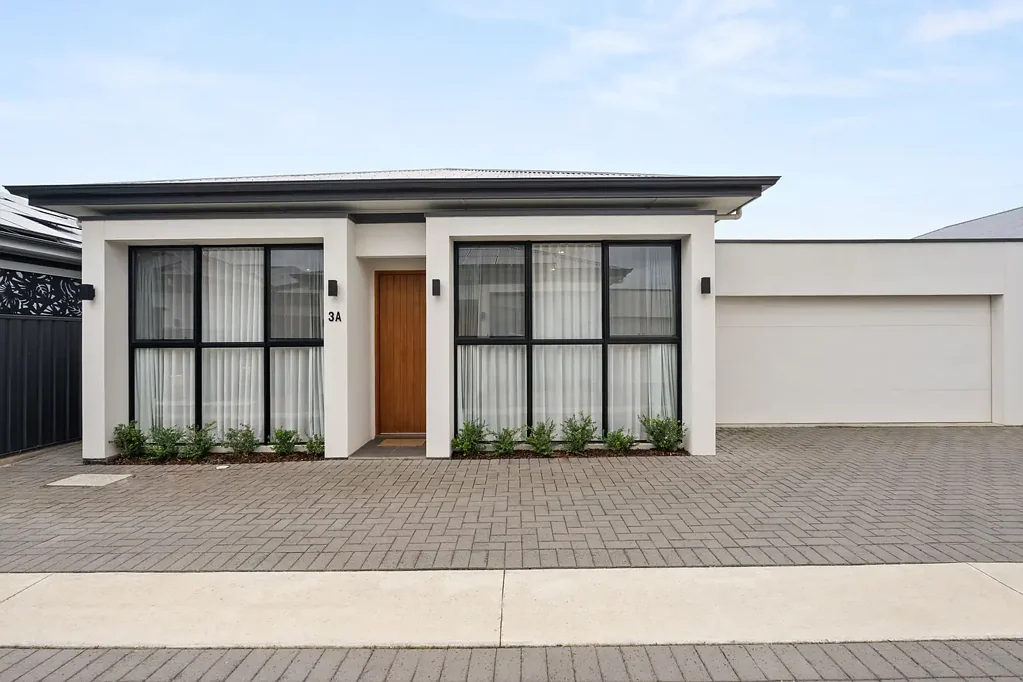Glengowrie 2房  Put the good life on repeat in Glengowrie…
