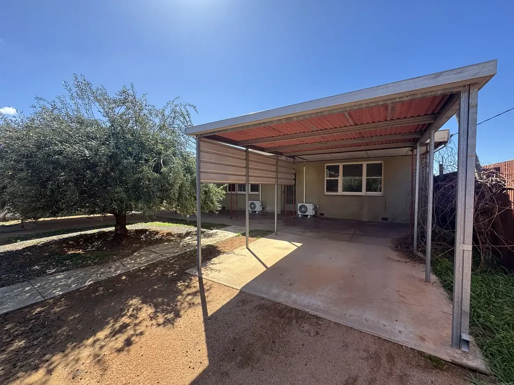 1 bedroom semi detached home