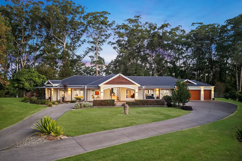 Terrigal 4બેડરૂમ Grand acreage residence on a perfectly private parcel