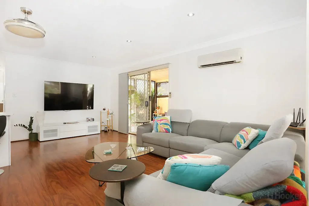 Coombabah 3房  Bright & Spacious Duplex in a Safe, Family Friendly Cul De Sac