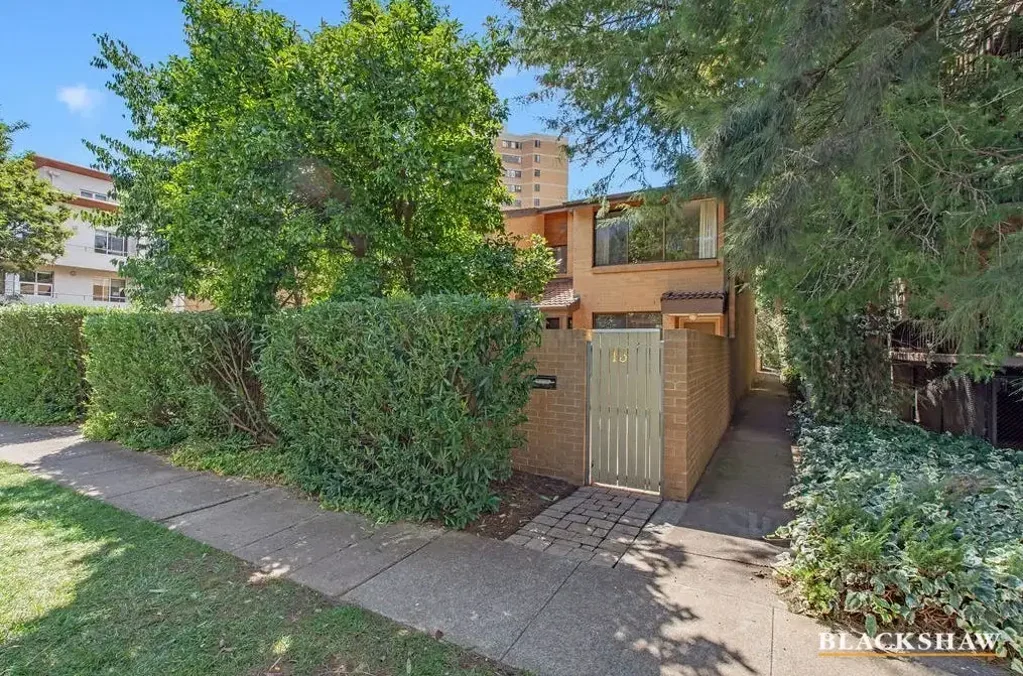 Charming Two-Bedroom Townhouse in the Heart of Kingston