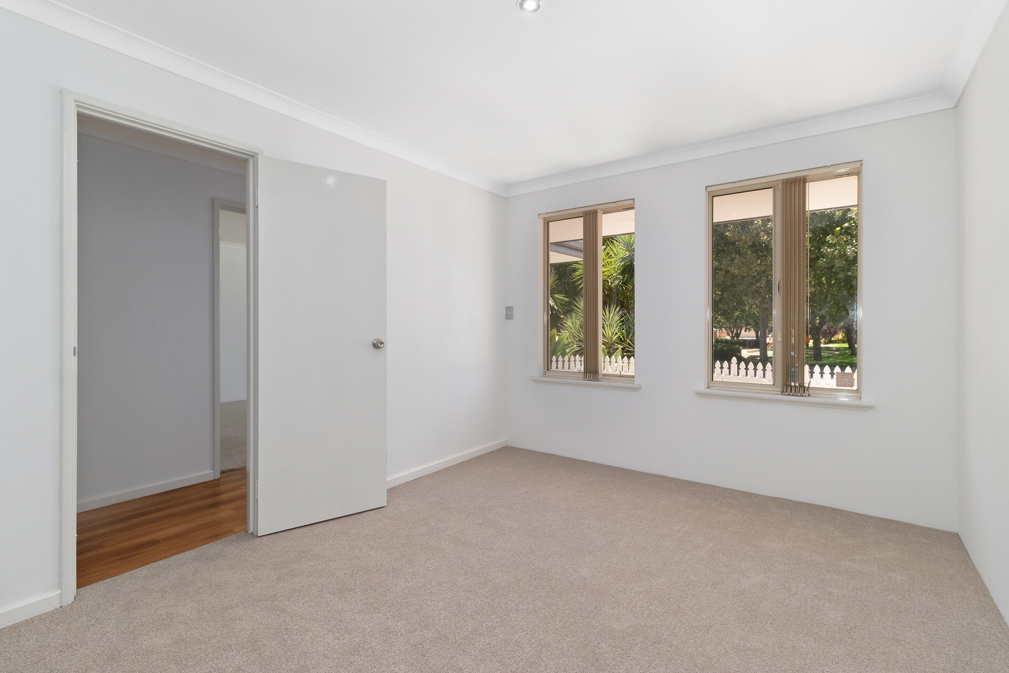 21 AMHERST RD, CANNING VALE WA 6155, 0 habitaciones, 0 baños, House