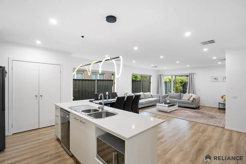 Craigieburn 4ਬੈੱਡਰੂਮ Immaculate Family Living Built by Metricon