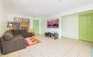 Silid Pahingahan - 8 Diamond Place, Runcorn, QLD 4113