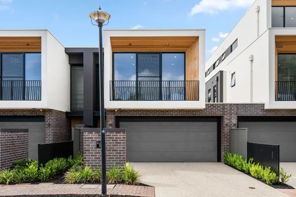 Lockleys 4房  Rare Linear Park frontage – a lifestyle opportunity not to miss!