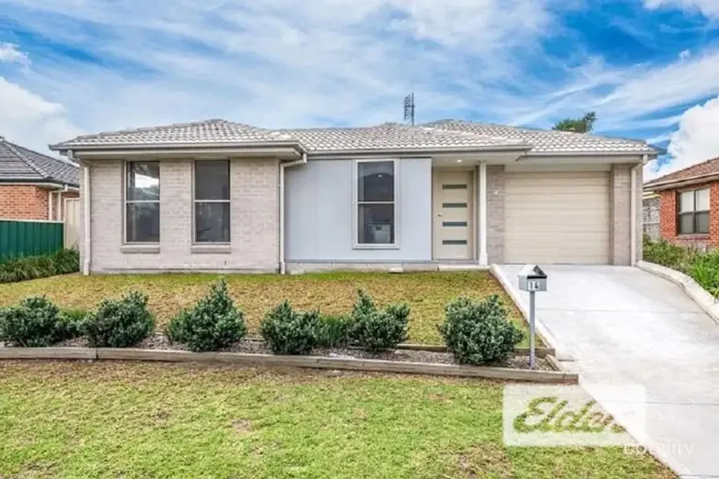 Modern Home Close to Shops & Transport