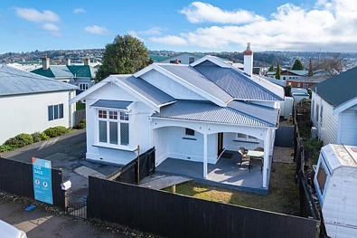 South Dunedin 3 Bedroom CHARACTER, COMFORT & ROOM TO GROW